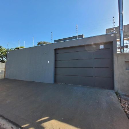 Apartamento Confortavel Para Ate 6 Pessoas, Sao 10 Unidades, Excelente Custo Beneficio 乌贝拉巴 外观 照片
